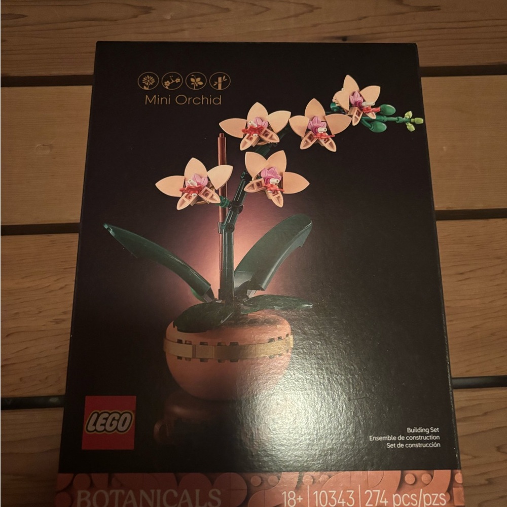 LEGO Mini Orchid Building Set - Pink and Green